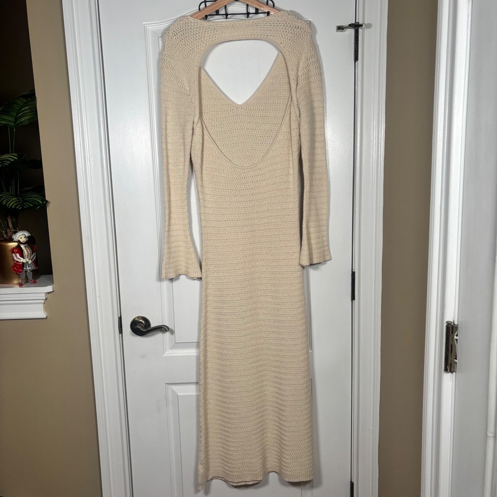 Free People Cream Knit Open Back V-Neck Maxi Sweater Dress Long Sleeve Medium - Picture 4 of 10